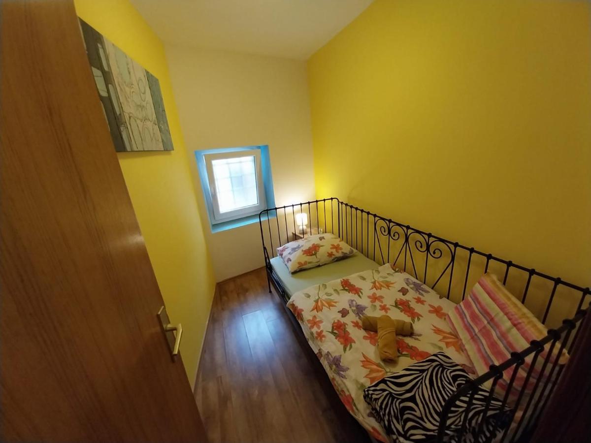 Apartmani Jadran Mali Losinj Luaran gambar