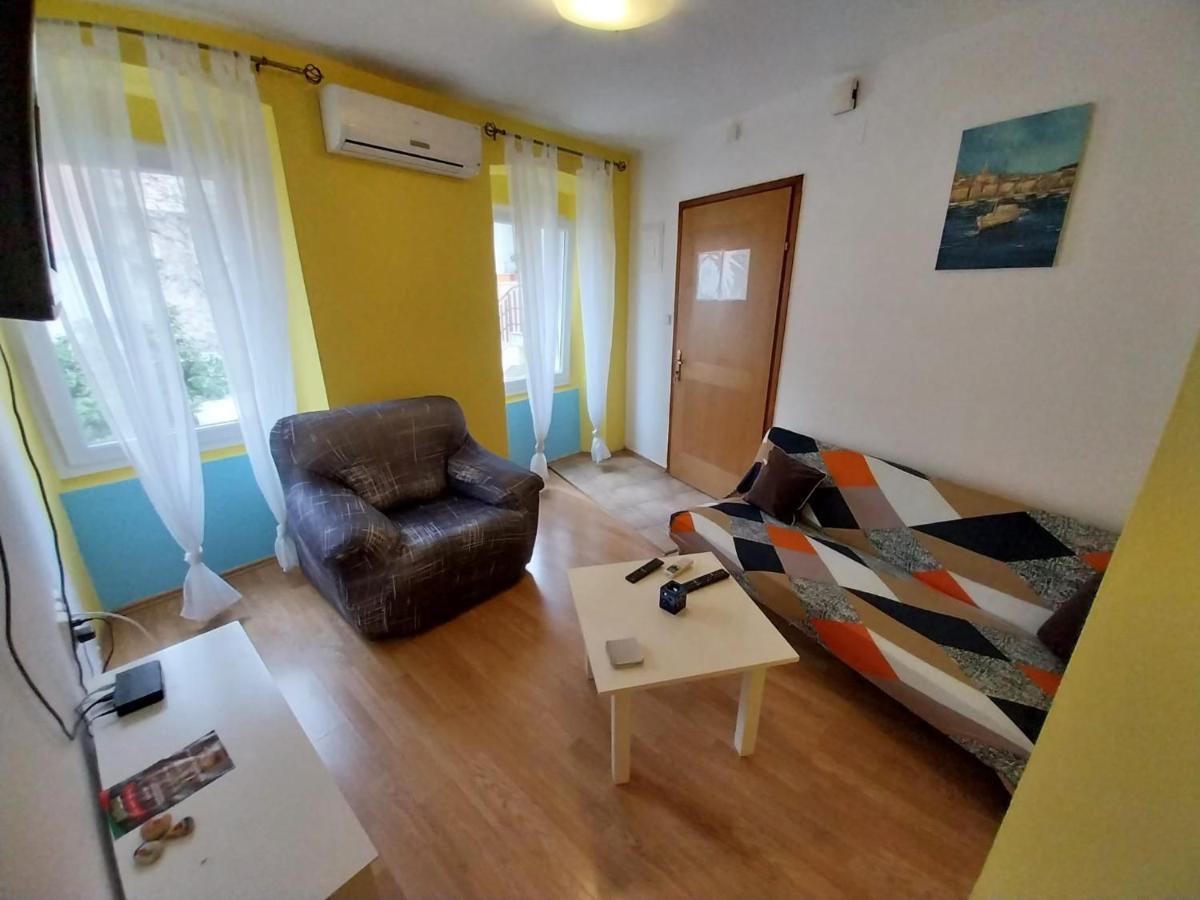 Apartmani Jadran Mali Losinj Luaran gambar
